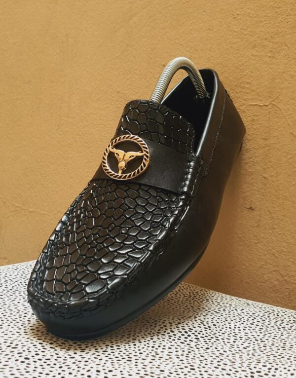 Black Shoes